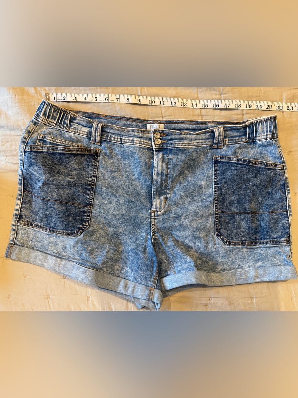 Time and Tru Acid Wash Light Blue Denim Shorts with Front Patch Pockets
